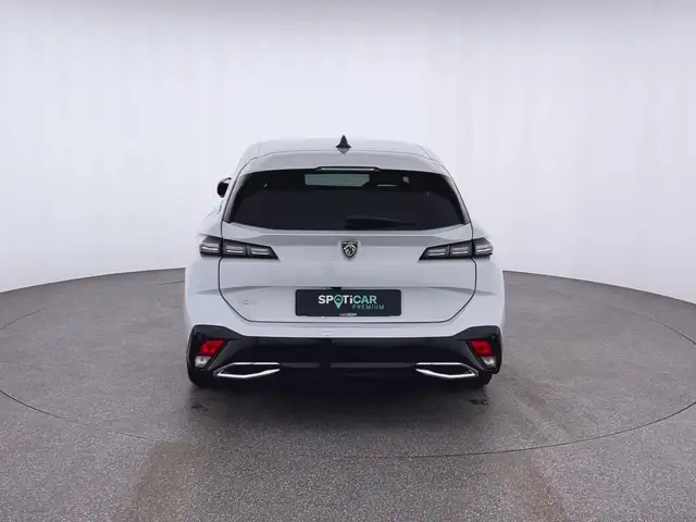 Peugeot 308 view 5