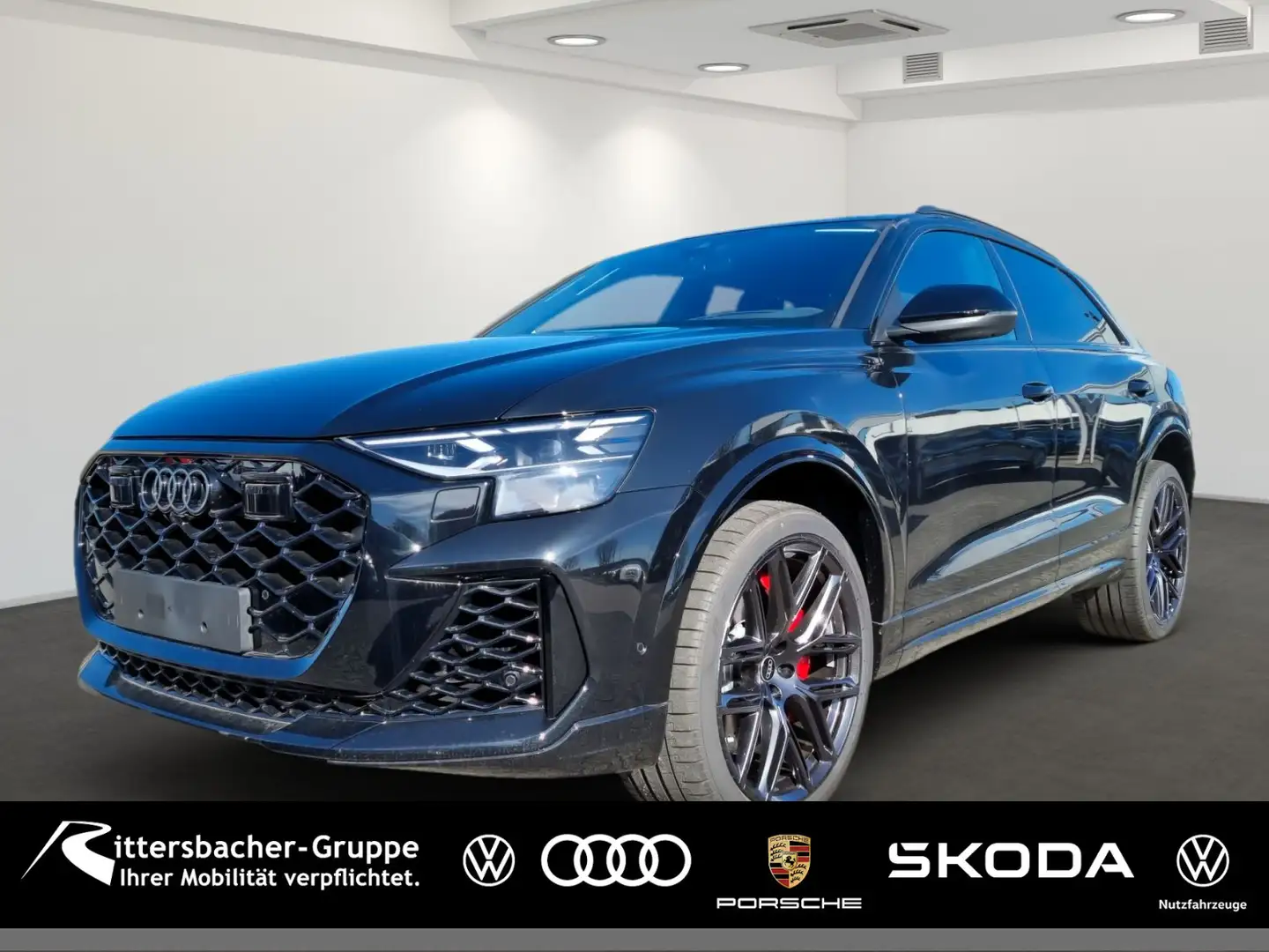 Audi RS Q8 SUV 441(600) kW(PS) tiptronic Schwarz - 1