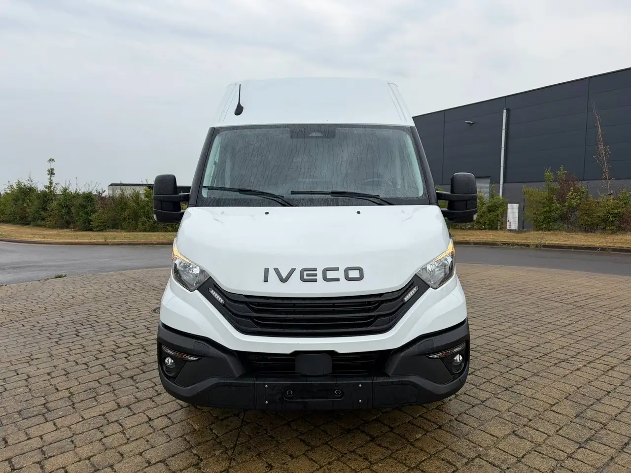 Iveco Daily 2025 — фото 8