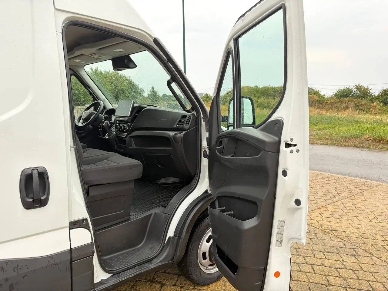 Iveco Daily 2025 — фото 11