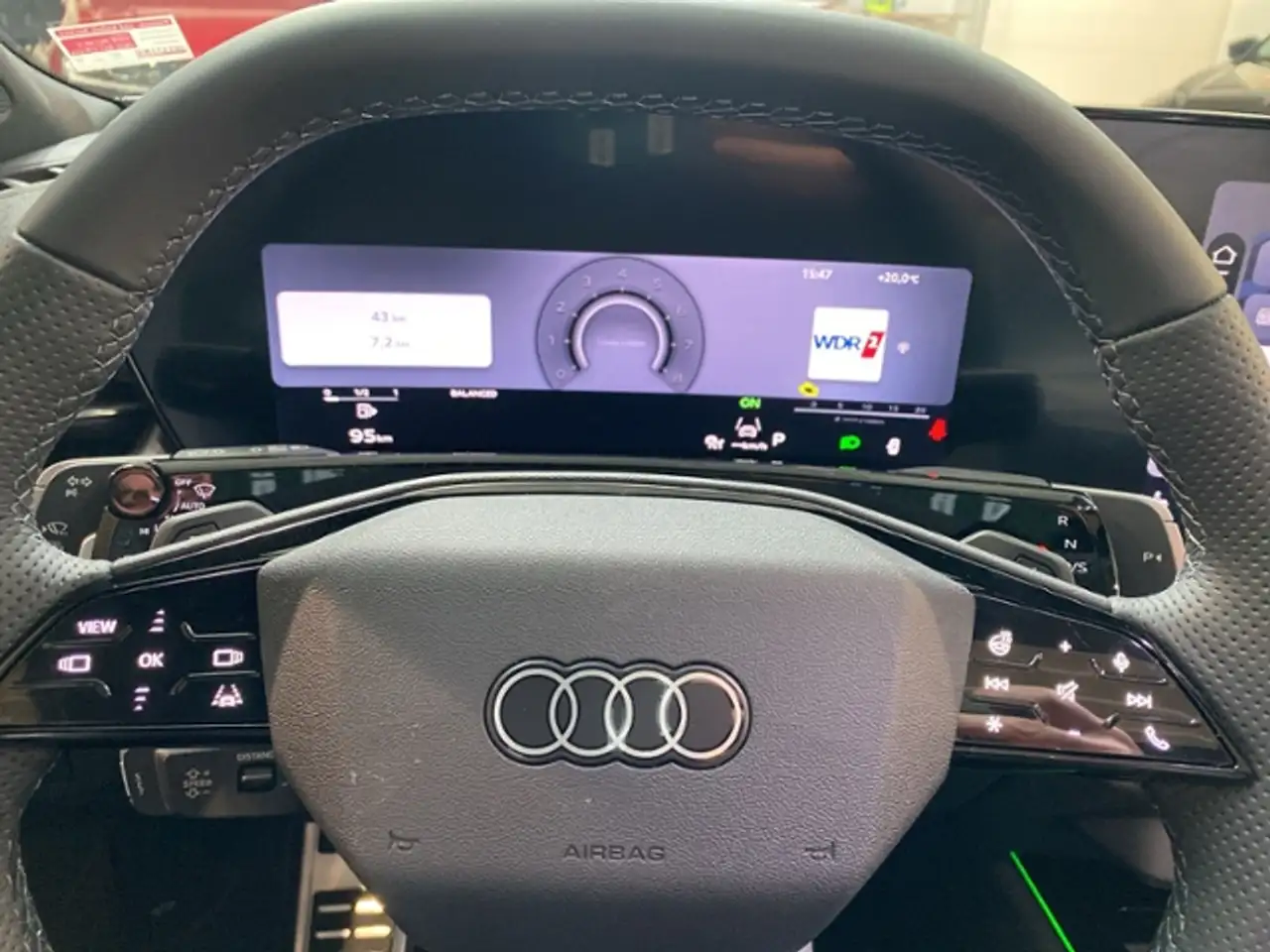 Audi Q3 2.0 TFSI quattro S-tronic s-line TechPlus Navi Ma 14