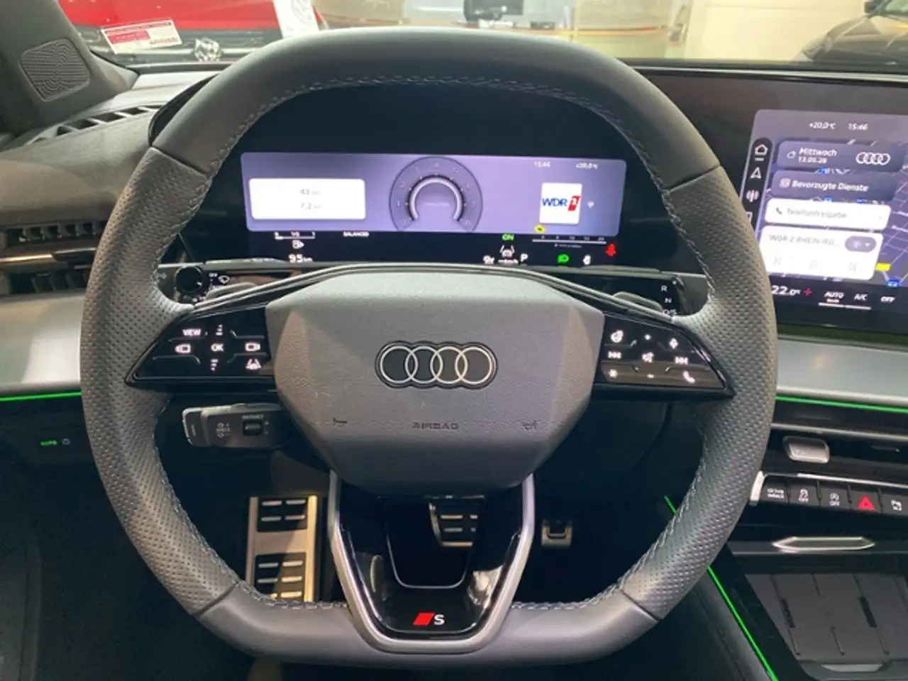 Audi Q3 2.0 TFSI quattro S-tronic s-line TechPlus Navi Ma 13