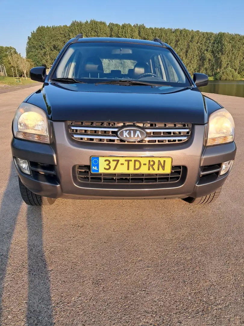 Kia Sportage 2.0 CVVT Executive Černá - 1