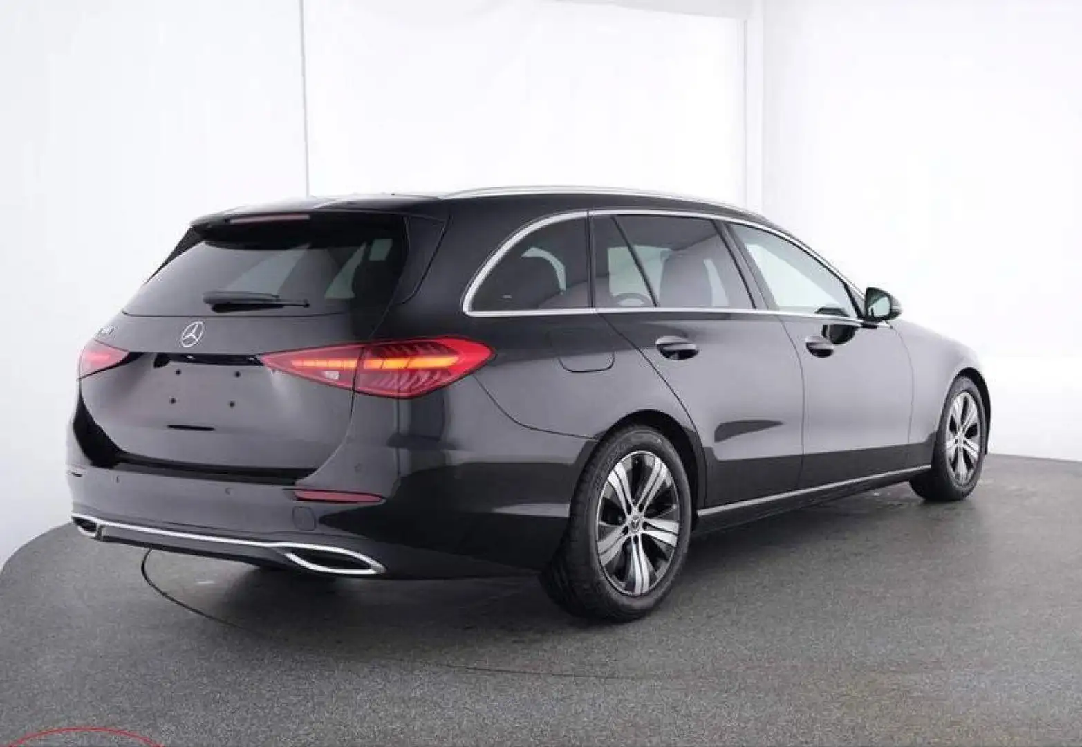 Mercedes-Benz C 180 T Aut. Avantgarde Schwarz - 2