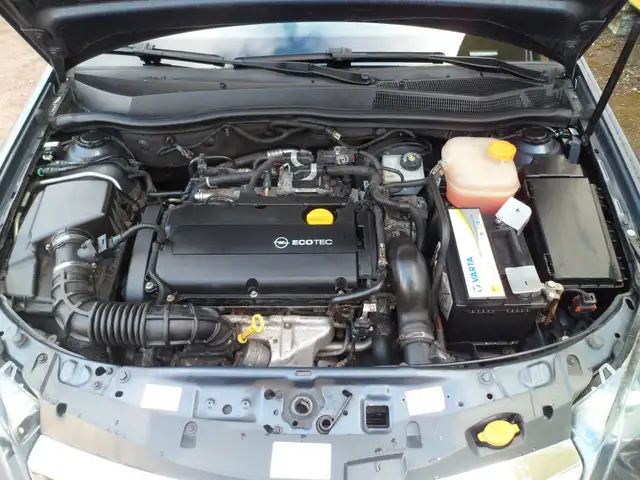 Opel Astra view 15