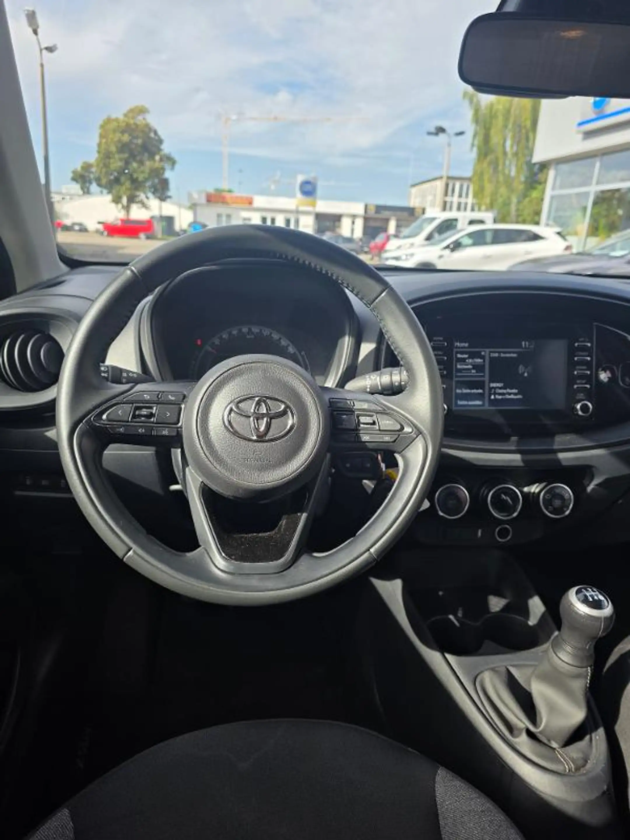 Toyota Aygo X 1.0 — photo 9