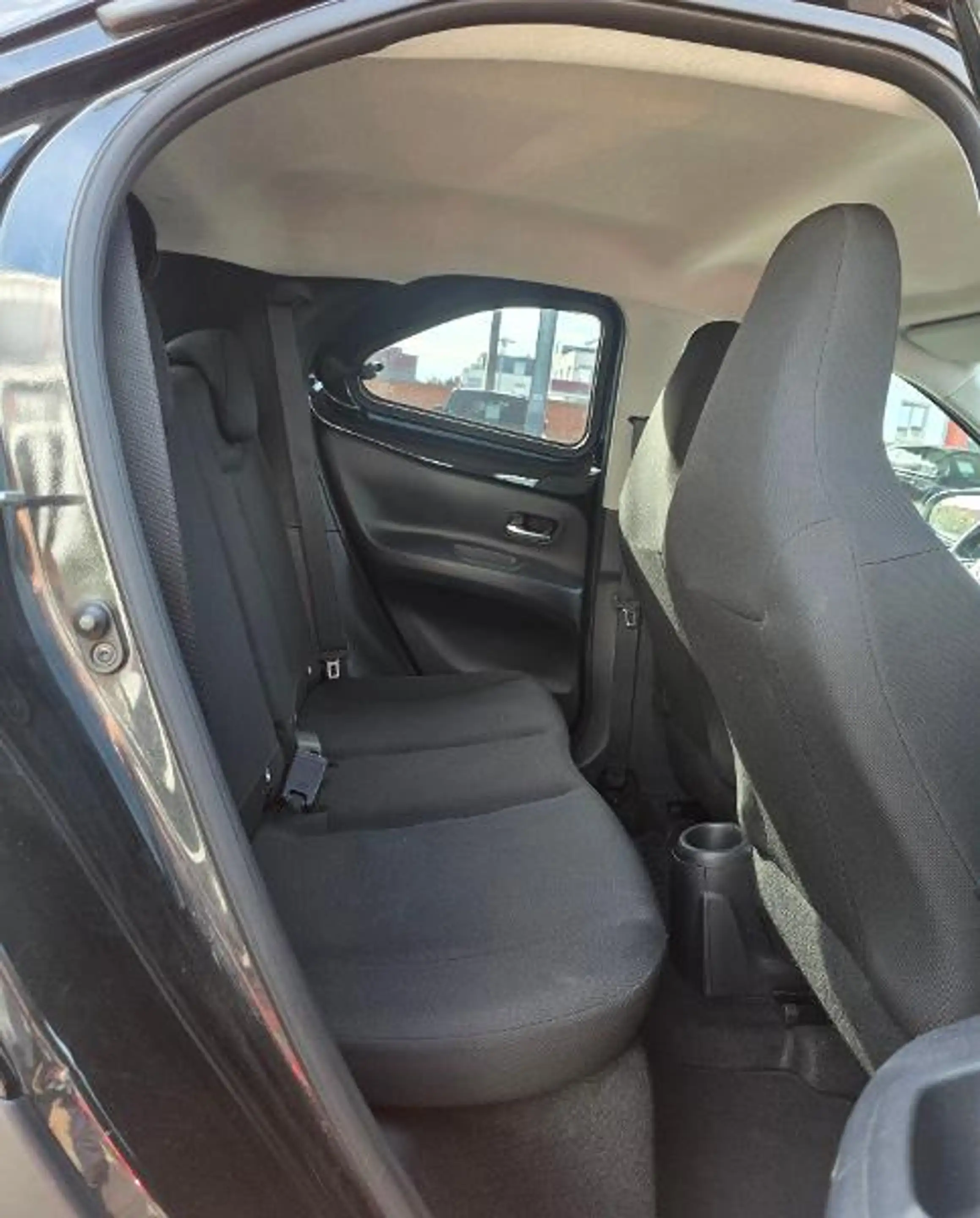 Toyota Aygo X 1.0 — photo 6