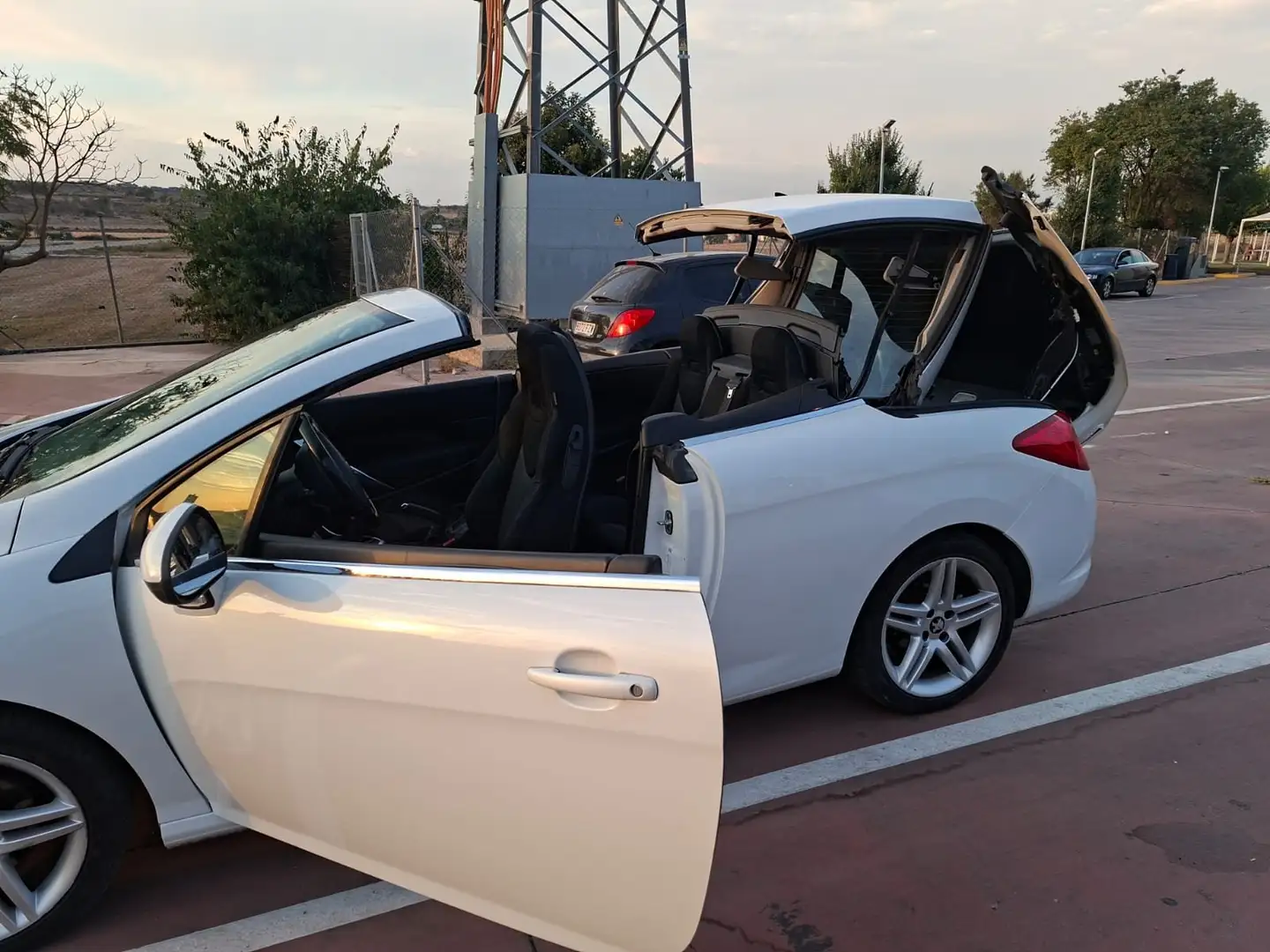 Peugeot 308 308 CC 1.6 VTi Active Active Blanco - 2