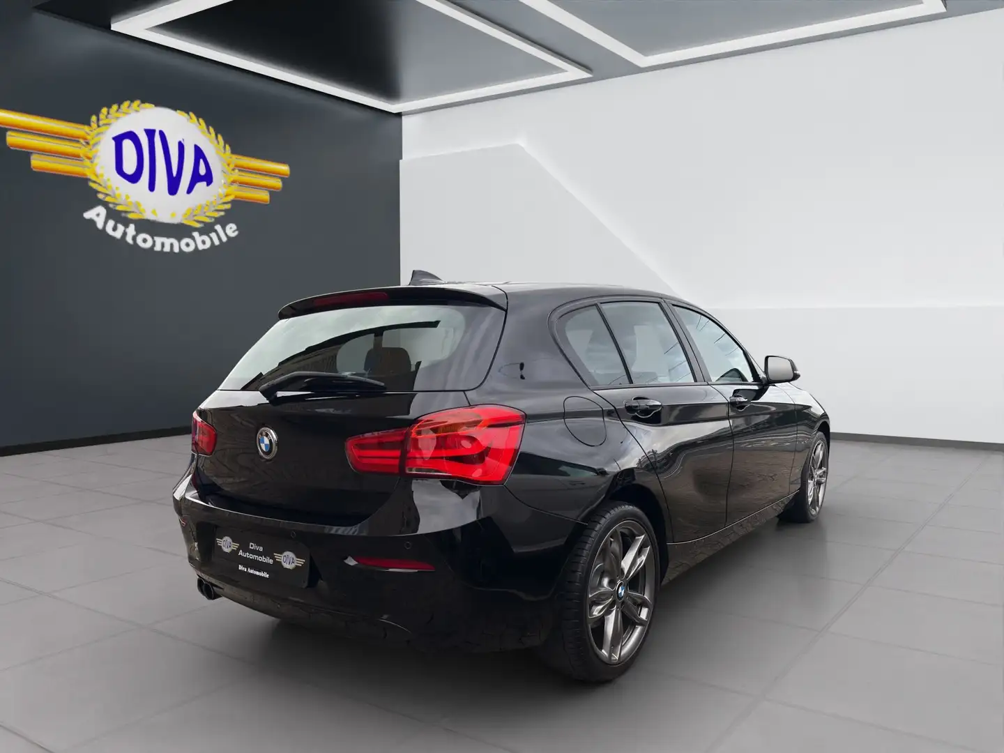 BMW 120 120 i Advantage Noir - 2