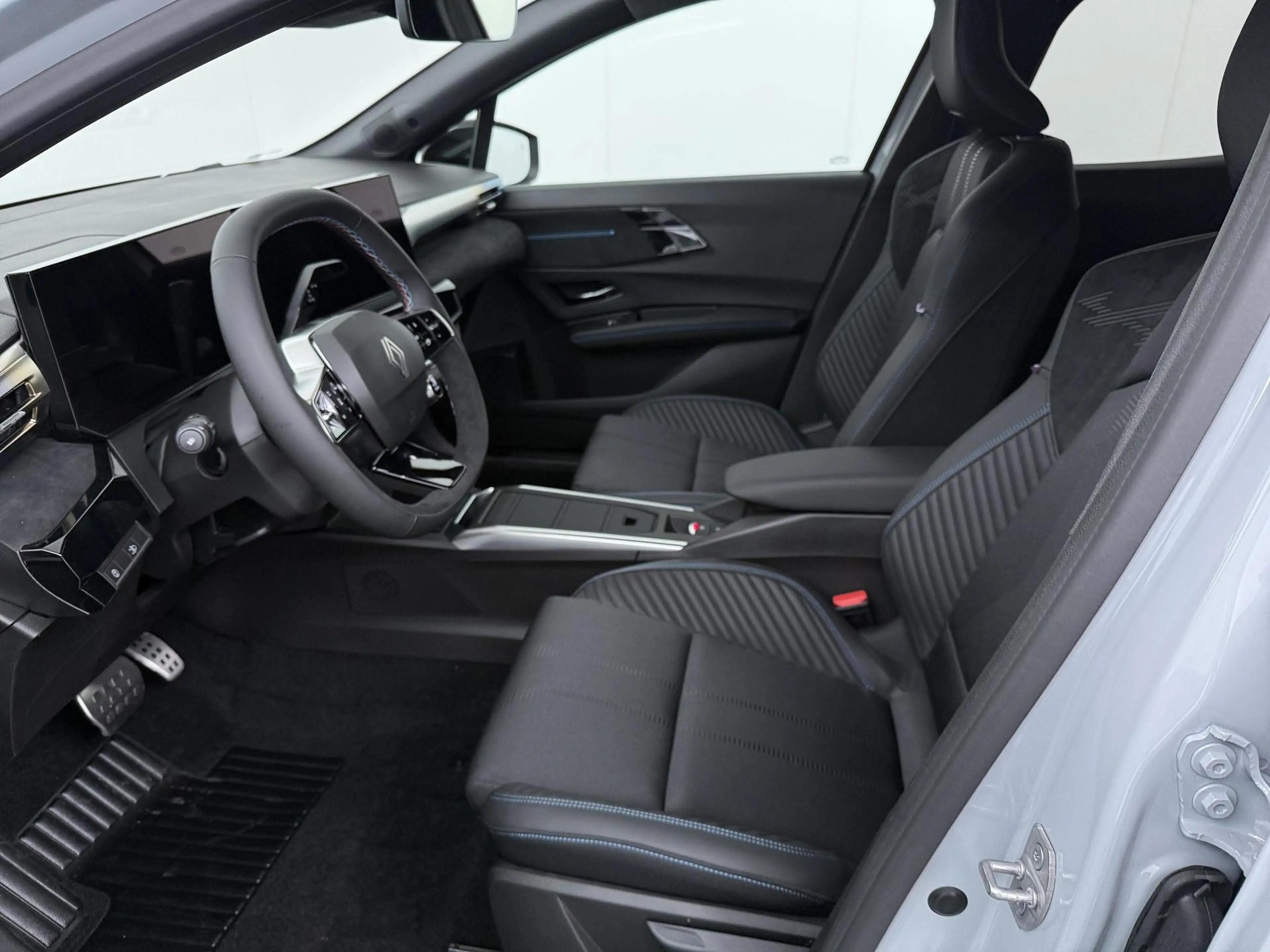 Renault Clio esprit Alpine full hybrid E-Tech 160 pk | pack win — photo 13