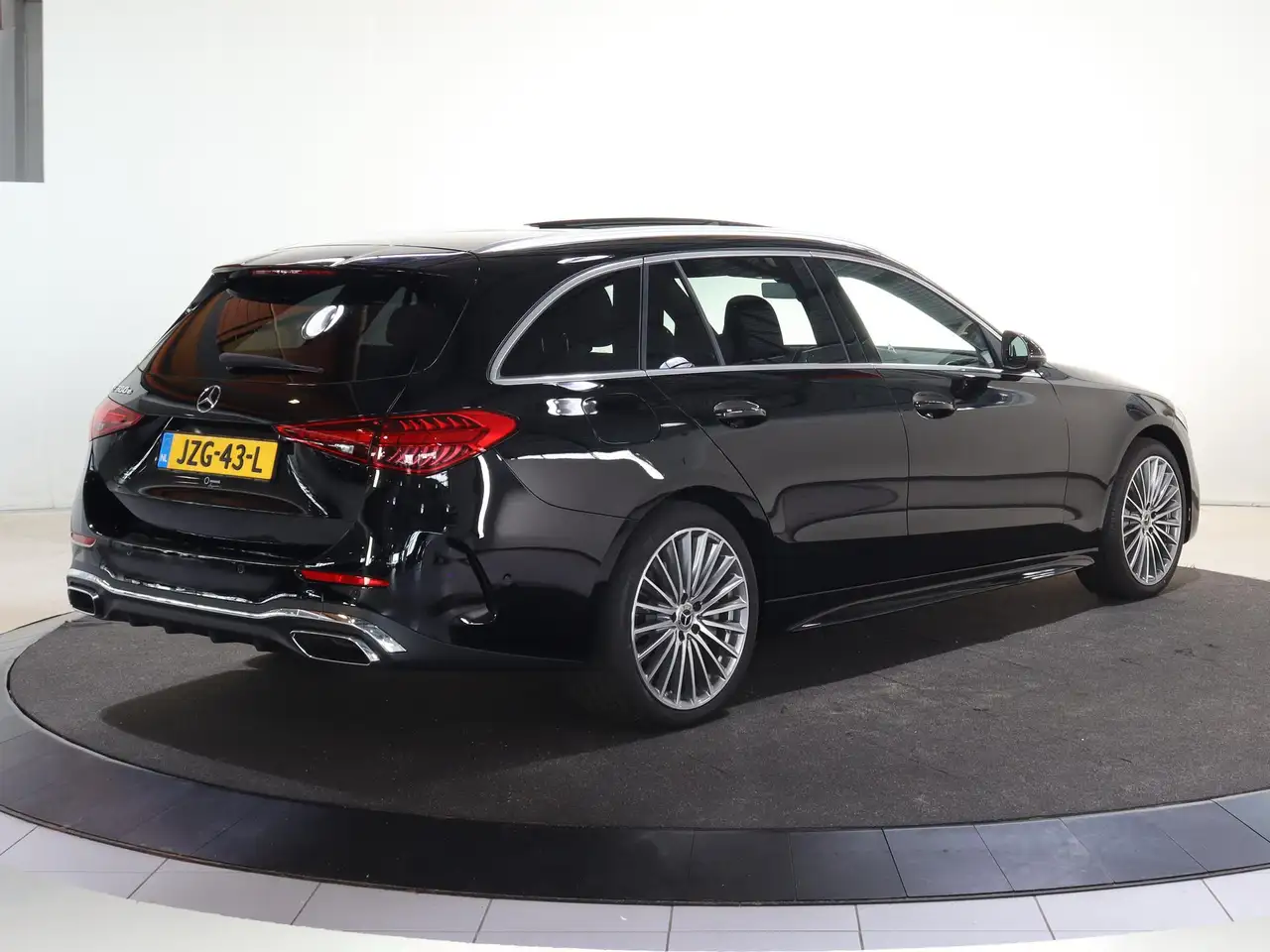 Mercedes-Benz C-Class 2026