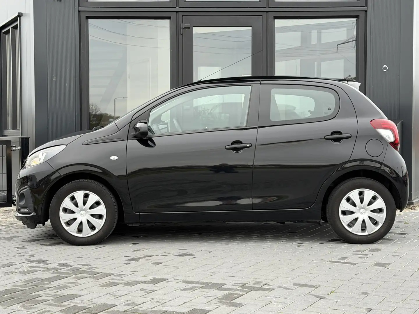 Peugeot 108 1.0 e-VTi Active Airco | Bluetooth | Nwe APK Zwart - 2