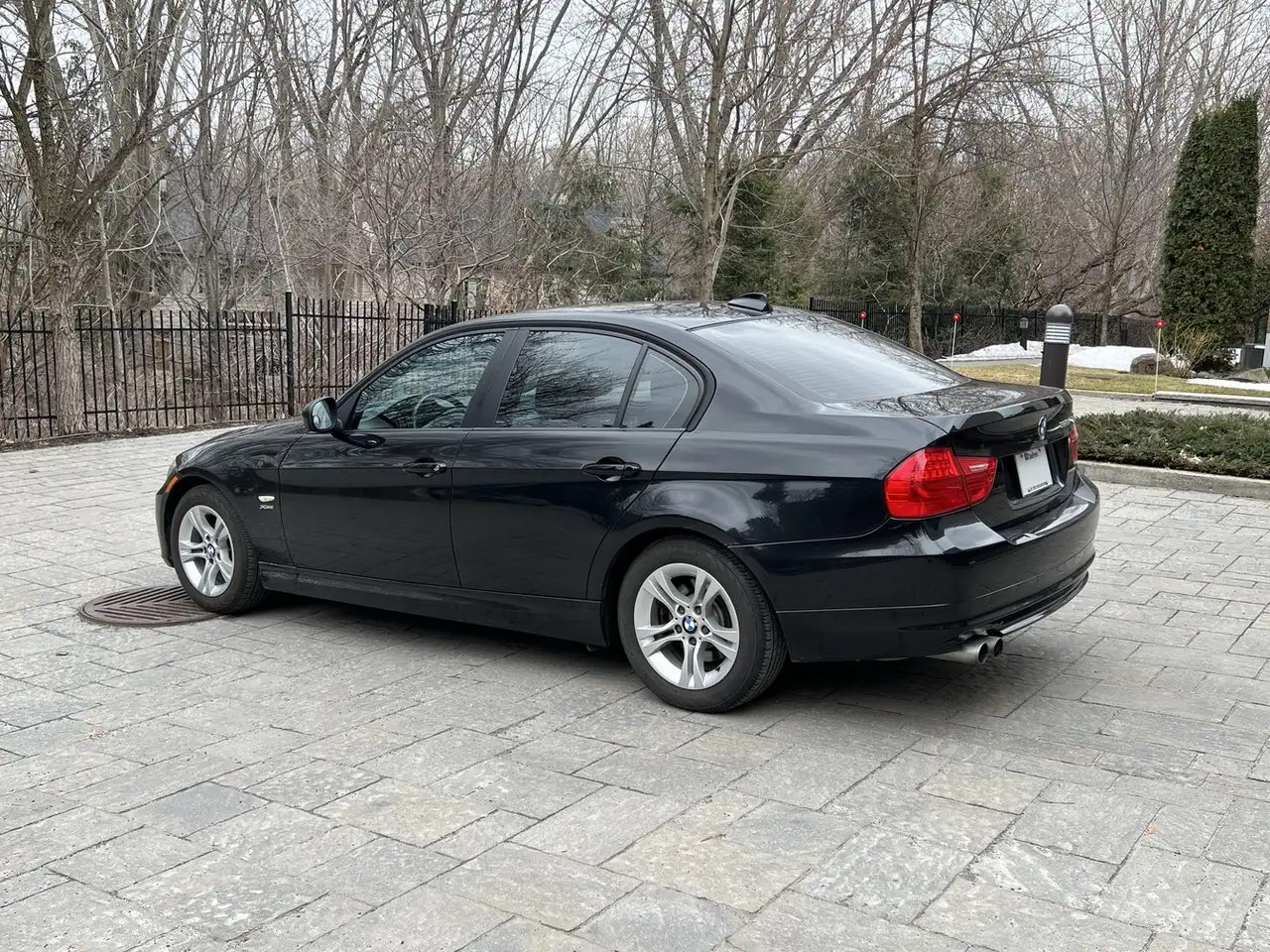 BMW 3 Series снимка BMW 3 Series