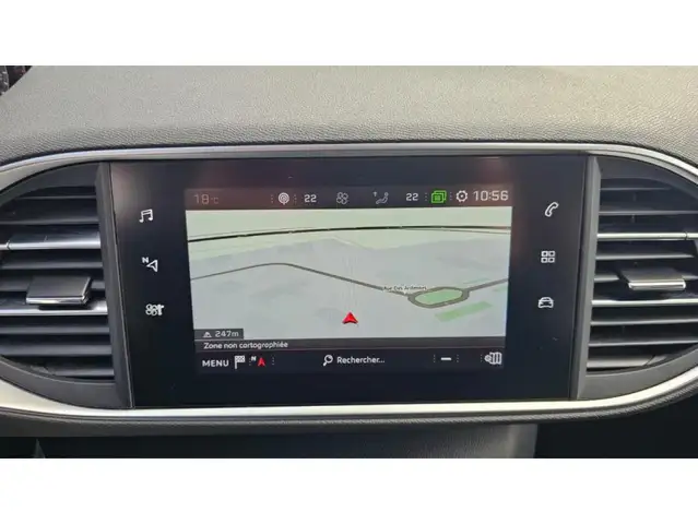 Peugeot 308 view 9