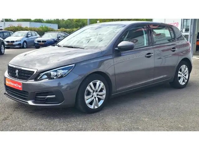 Peugeot 308 view 2