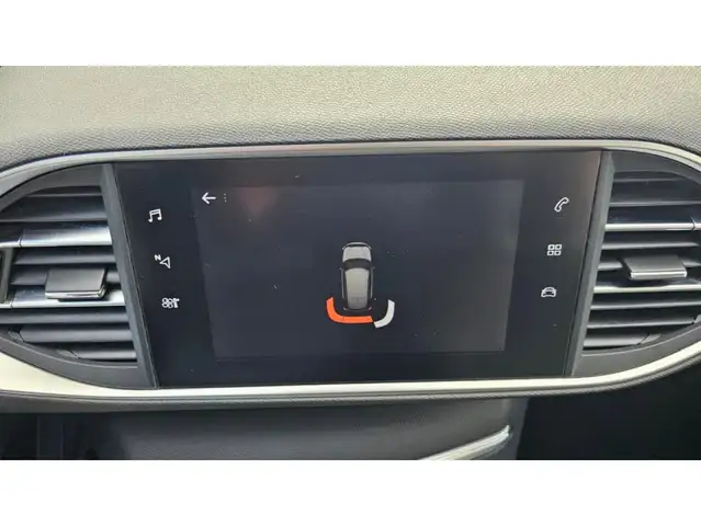 Peugeot 308 view 10