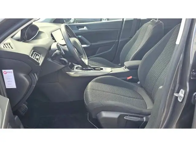 Peugeot 308 view 12