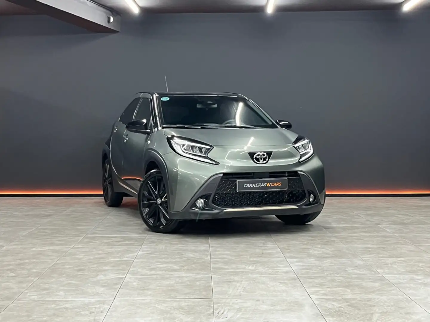 Toyota Aygo X Like s-CVT Verde - 1