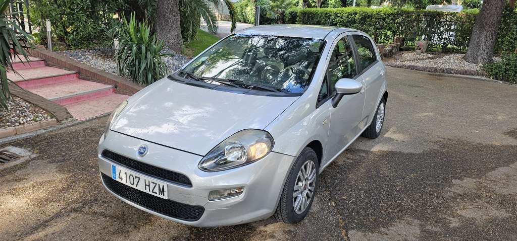 Fiat Punto 1.3Mjt Easy 70kW - foto 1