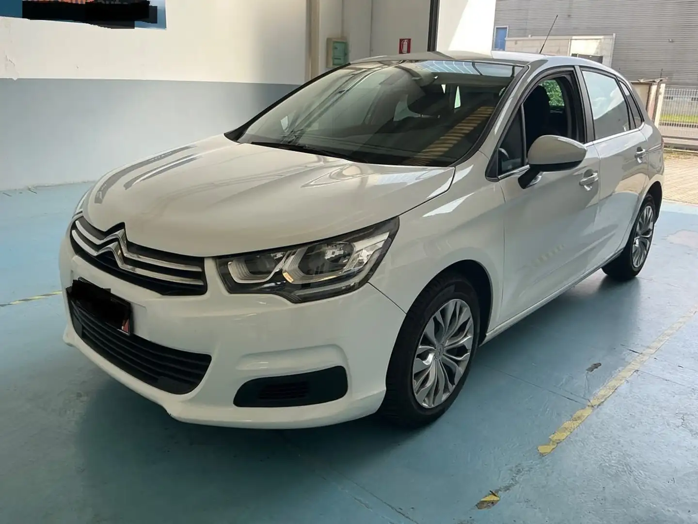 Citroen C4 C4 II 2017 1.6 bluehdi Feel 100cv Blanco - 1
