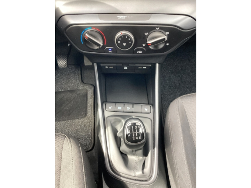Hyundai i20 Select *Funktionspaket *Sitzheizung *Tempomat *Sta — photo 17