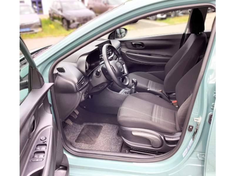 Hyundai i20 Select *Funktionspaket *Sitzheizung *Tempomat *Sta — photo 7