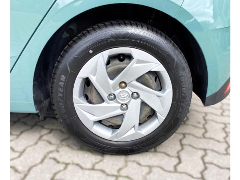 Hyundai i20 Select *Funktionspaket *Sitzheizung *Tempomat *Sta — photo 25