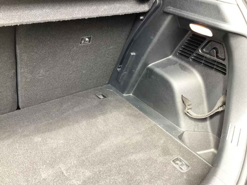 Hyundai i20 Select *Funktionspaket *Sitzheizung *Tempomat *Sta — photo 11