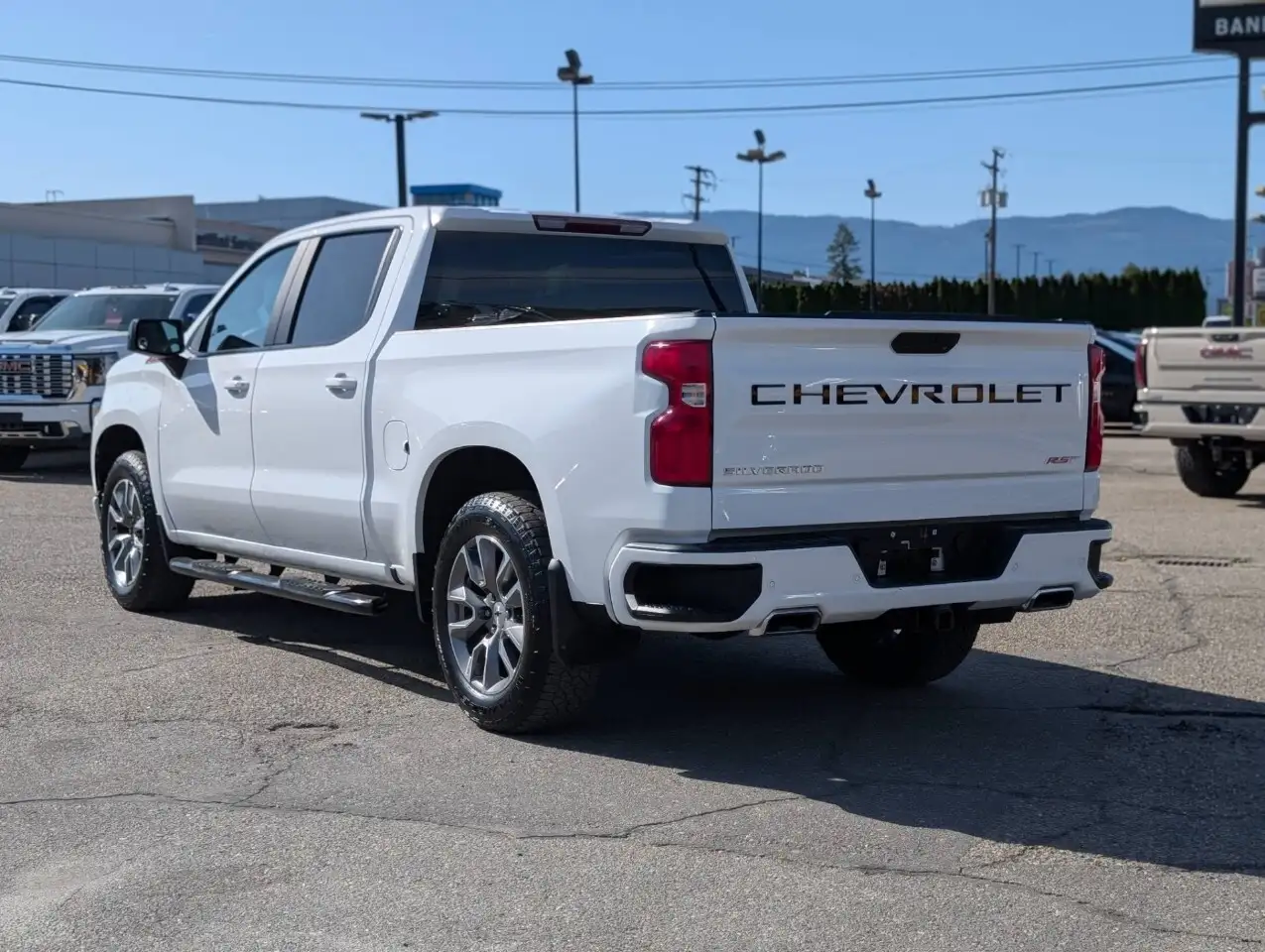 Chevrolet Silverado 1500 снимка Chevrolet Silverado 1500