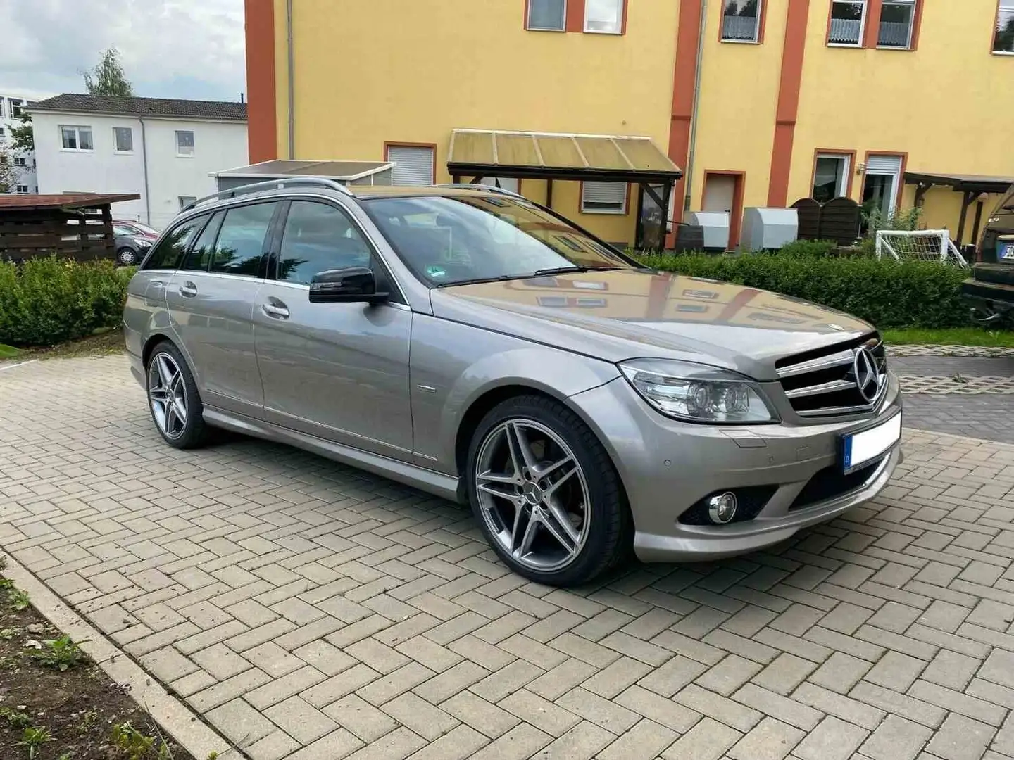 Mercedes-Benz C 350 T 7G-TRONIC Avantgarde AMG Sportpaket Beige - 2