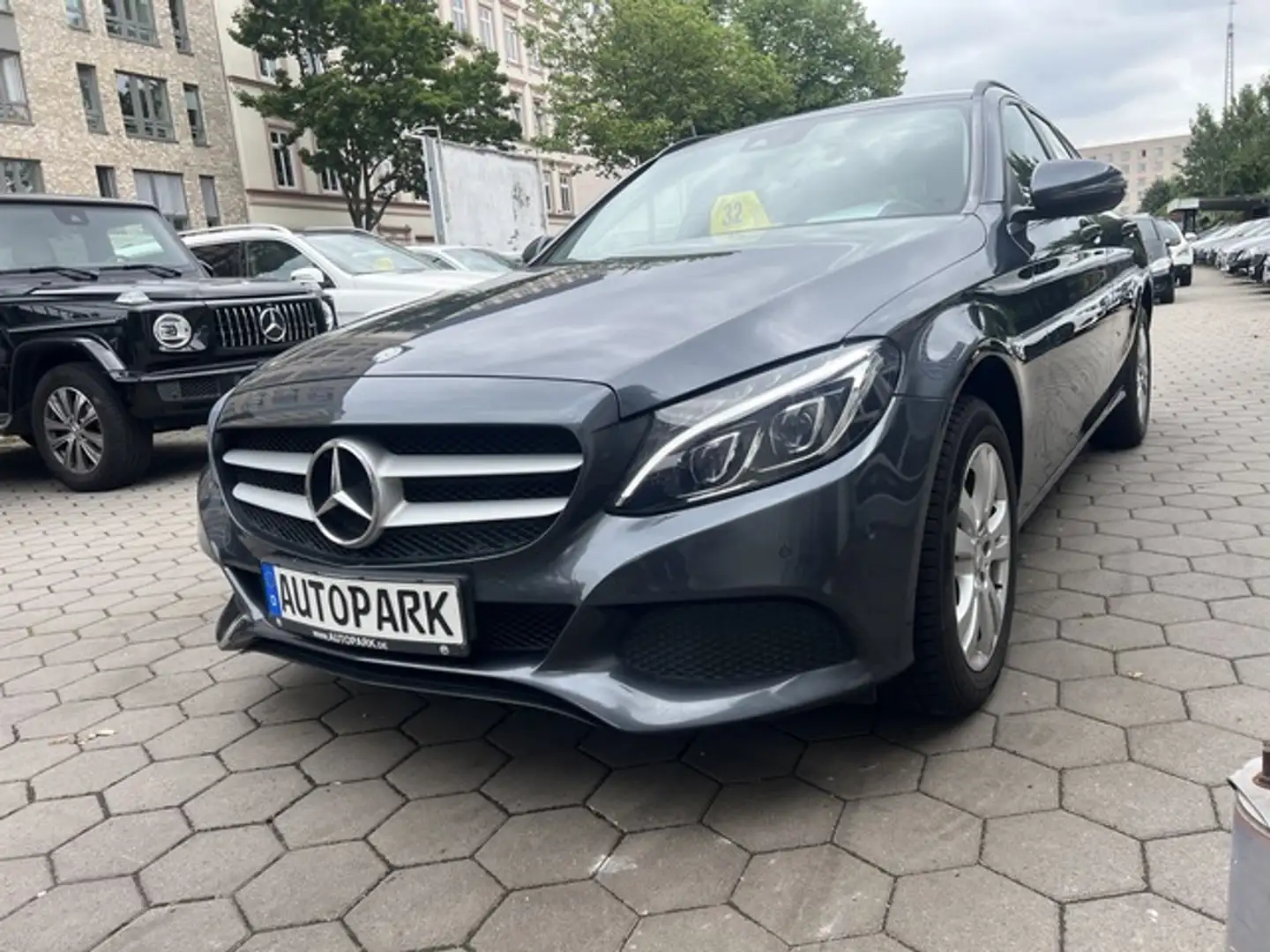 Mercedes-Benz C 200 CDI T Avantgarde*Tiptronic*Navi*PDC*Alu Grau - 2