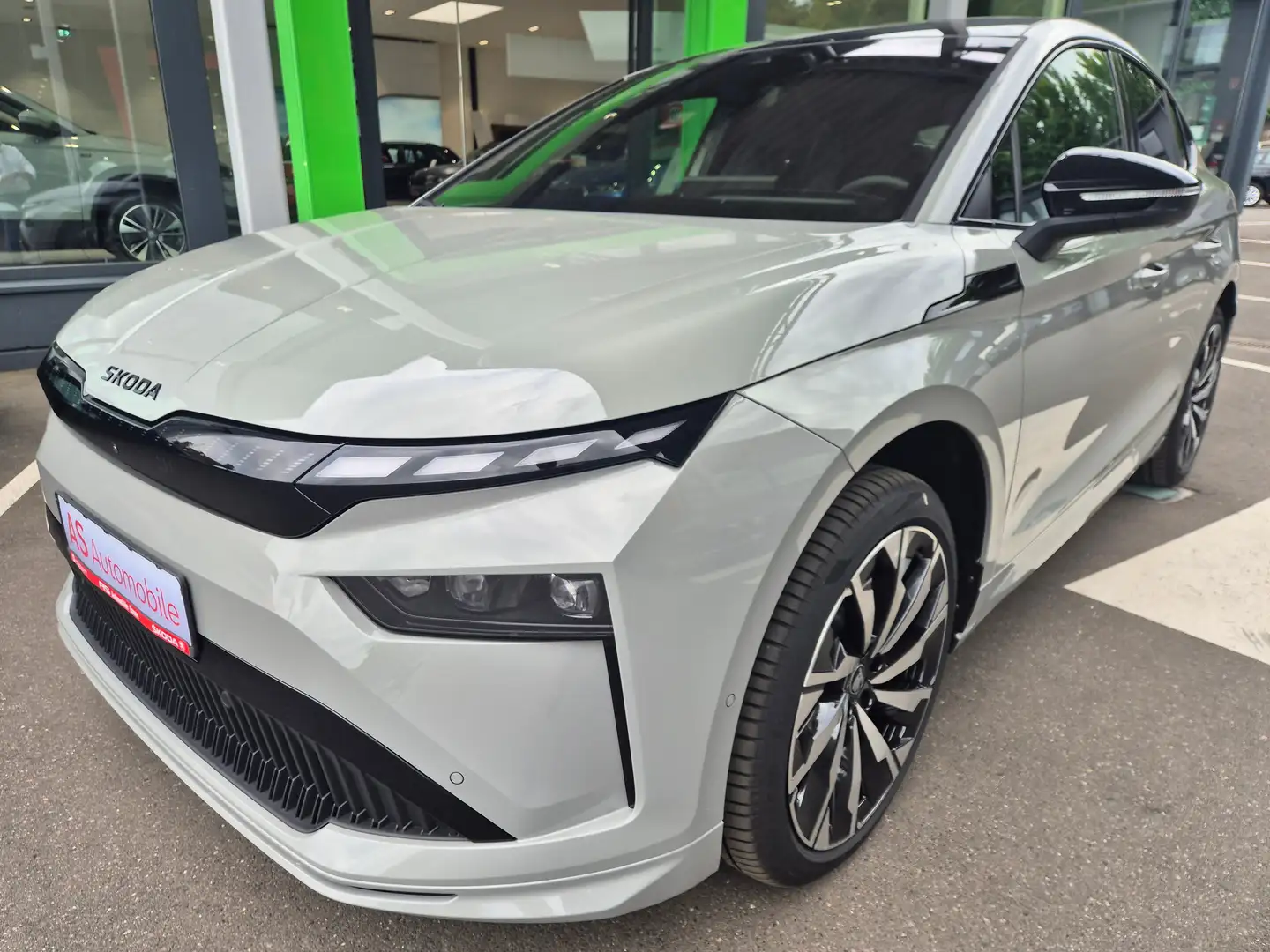 Skoda Enyaq 85 Sportline sofort verfügbar zum Aktionspreis Gris - 2