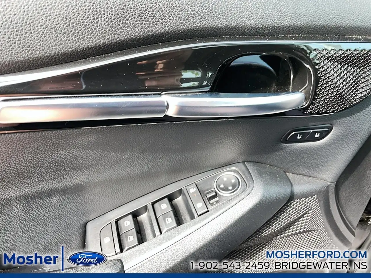 Kia Seltos снимка Kia Seltos