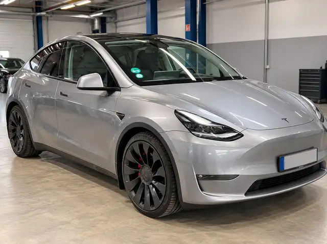 Tesla Model Y Performance - AWD- FSD - 21wheels- Quicksilver