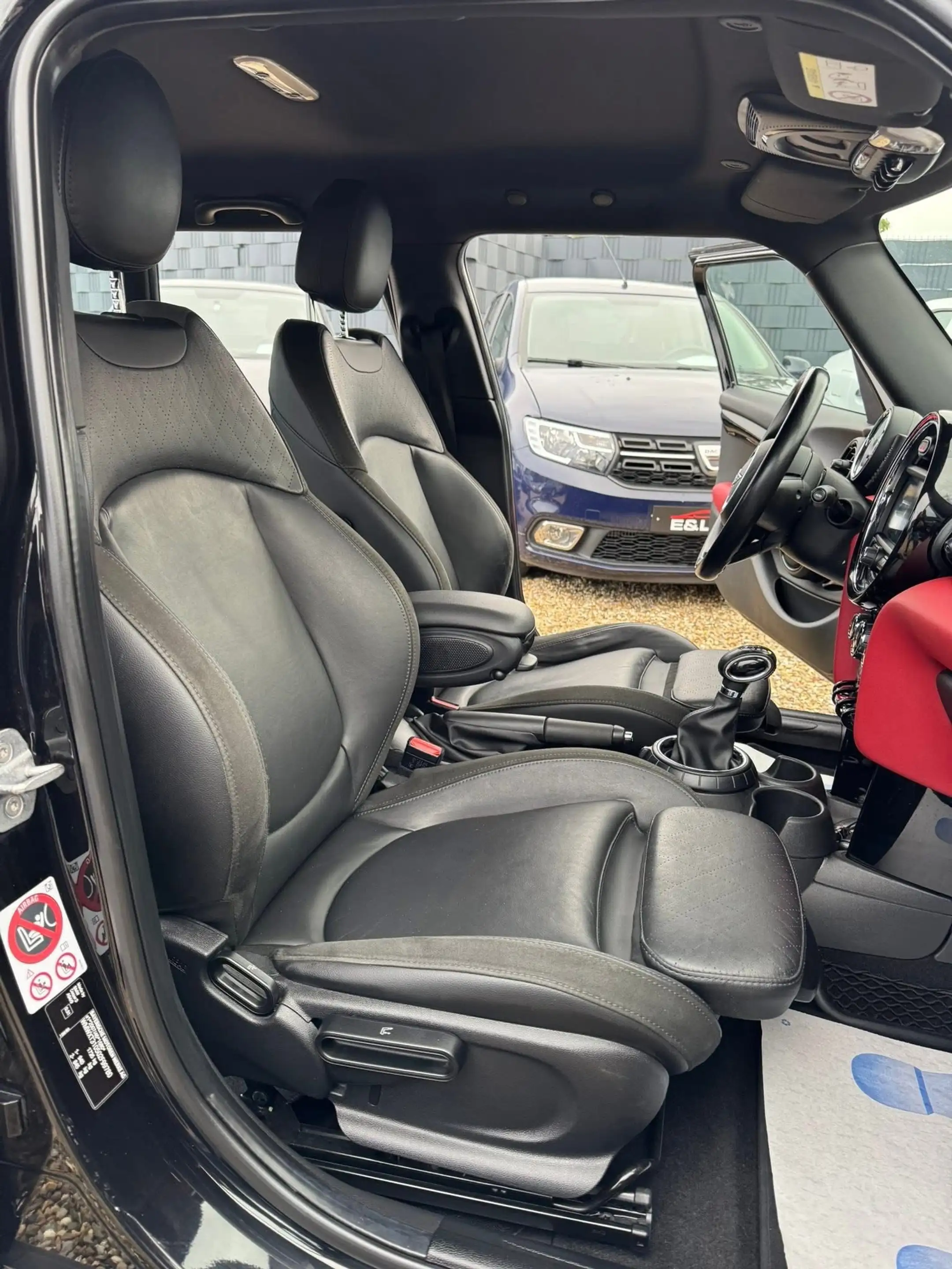 MINI Cooper D Mini 1.5 DA Cooper **12 mois de garantie** — photo 13