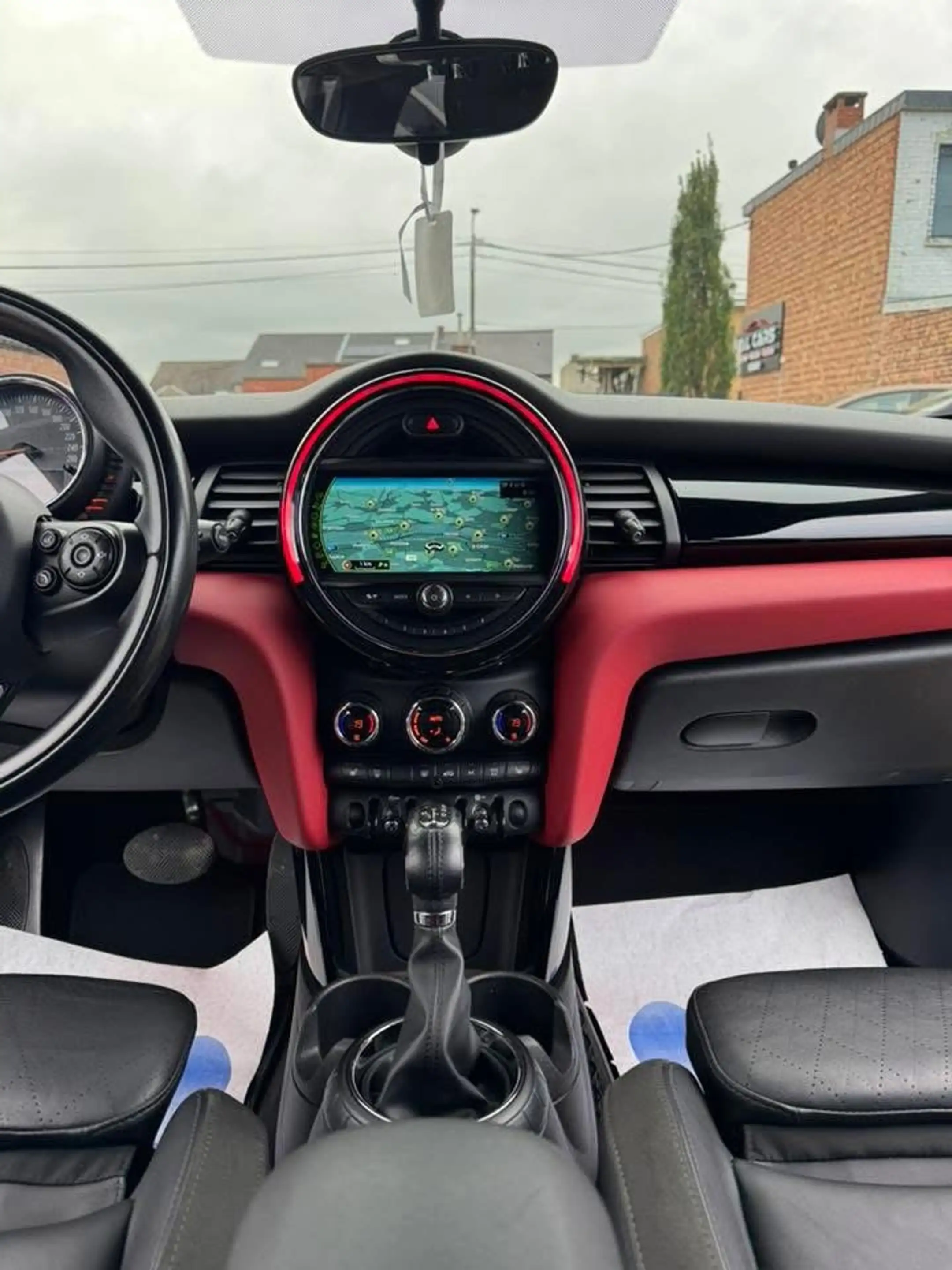 MINI Cooper D Mini 1.5 DA Cooper **12 mois de garantie** — photo 15