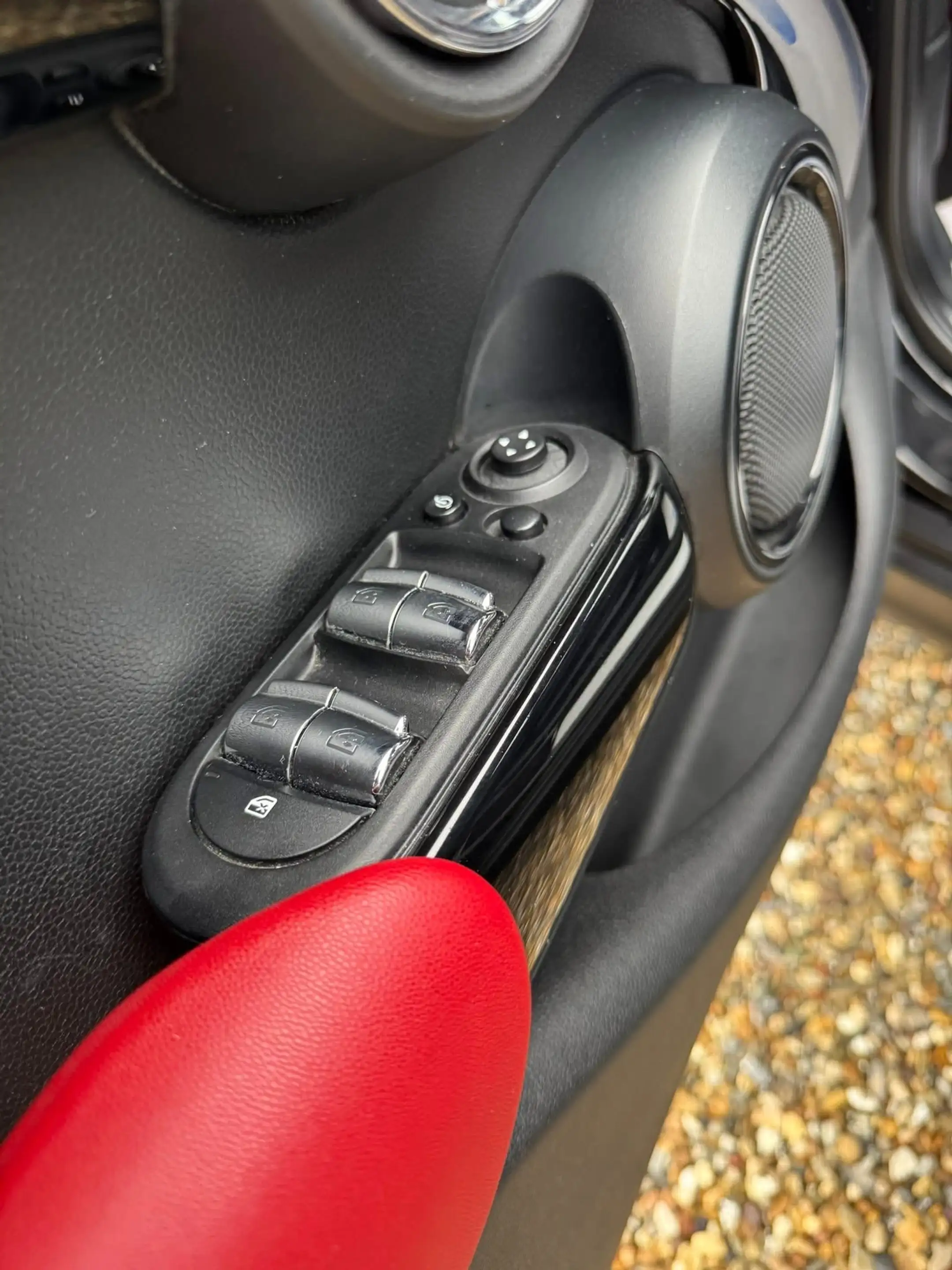 MINI Cooper D Mini 1.5 DA Cooper **12 mois de garantie** — photo 9
