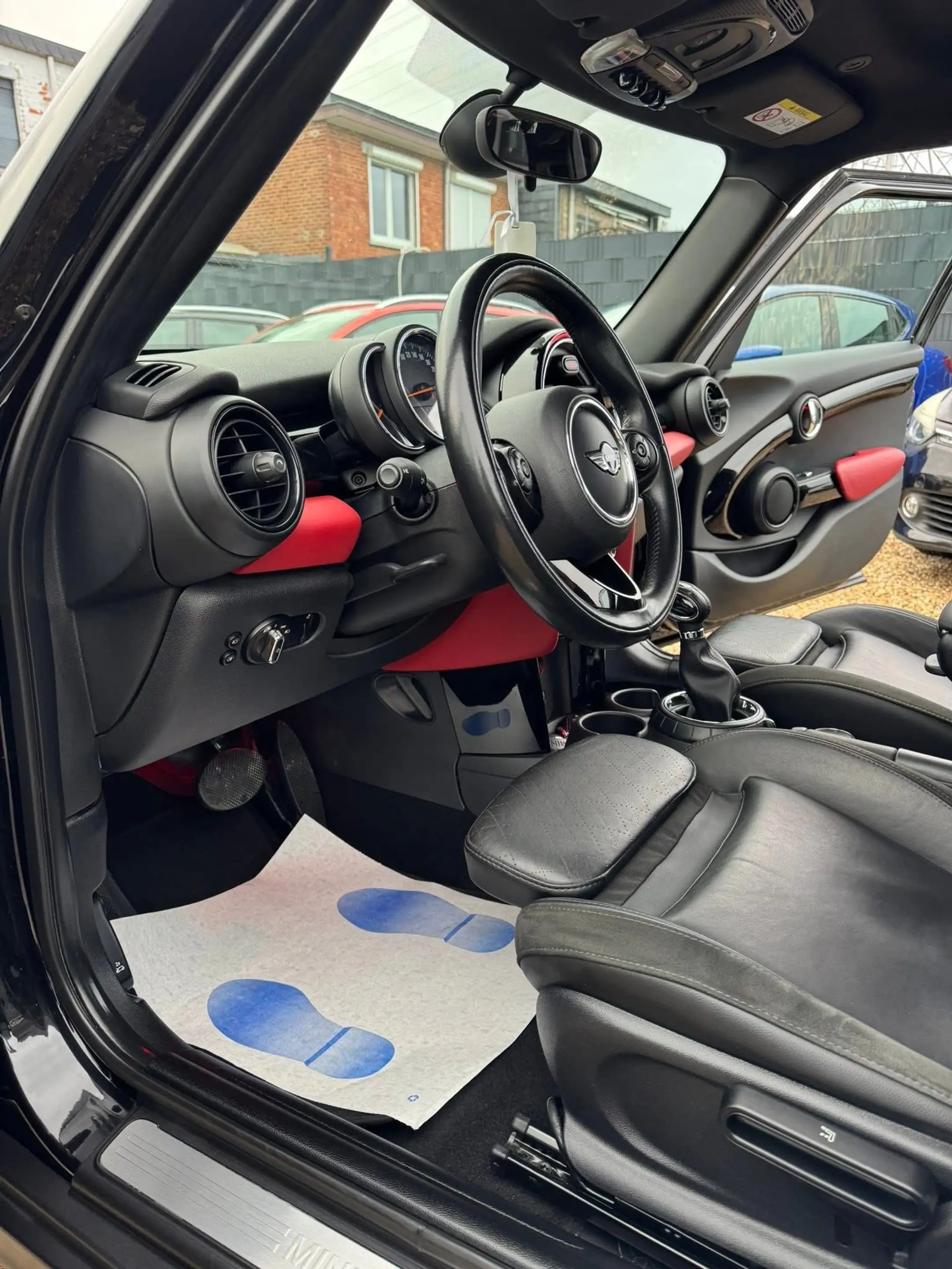 MINI Cooper D Mini 1.5 DA Cooper **12 mois de garantie** — photo 8