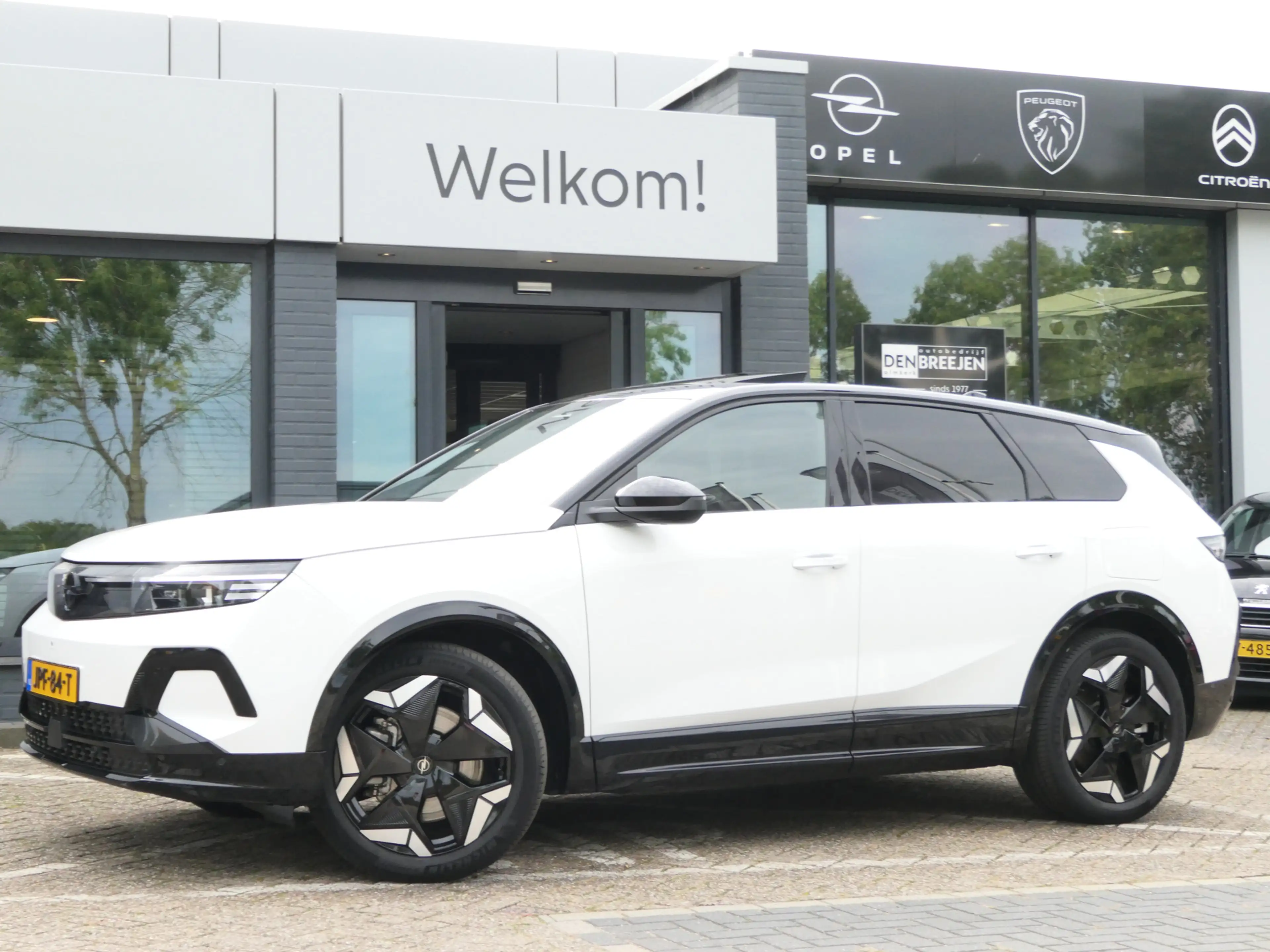 Opel Grandland Electric Ultimate AWD 73 kWh | Premium leder | War — photo 14