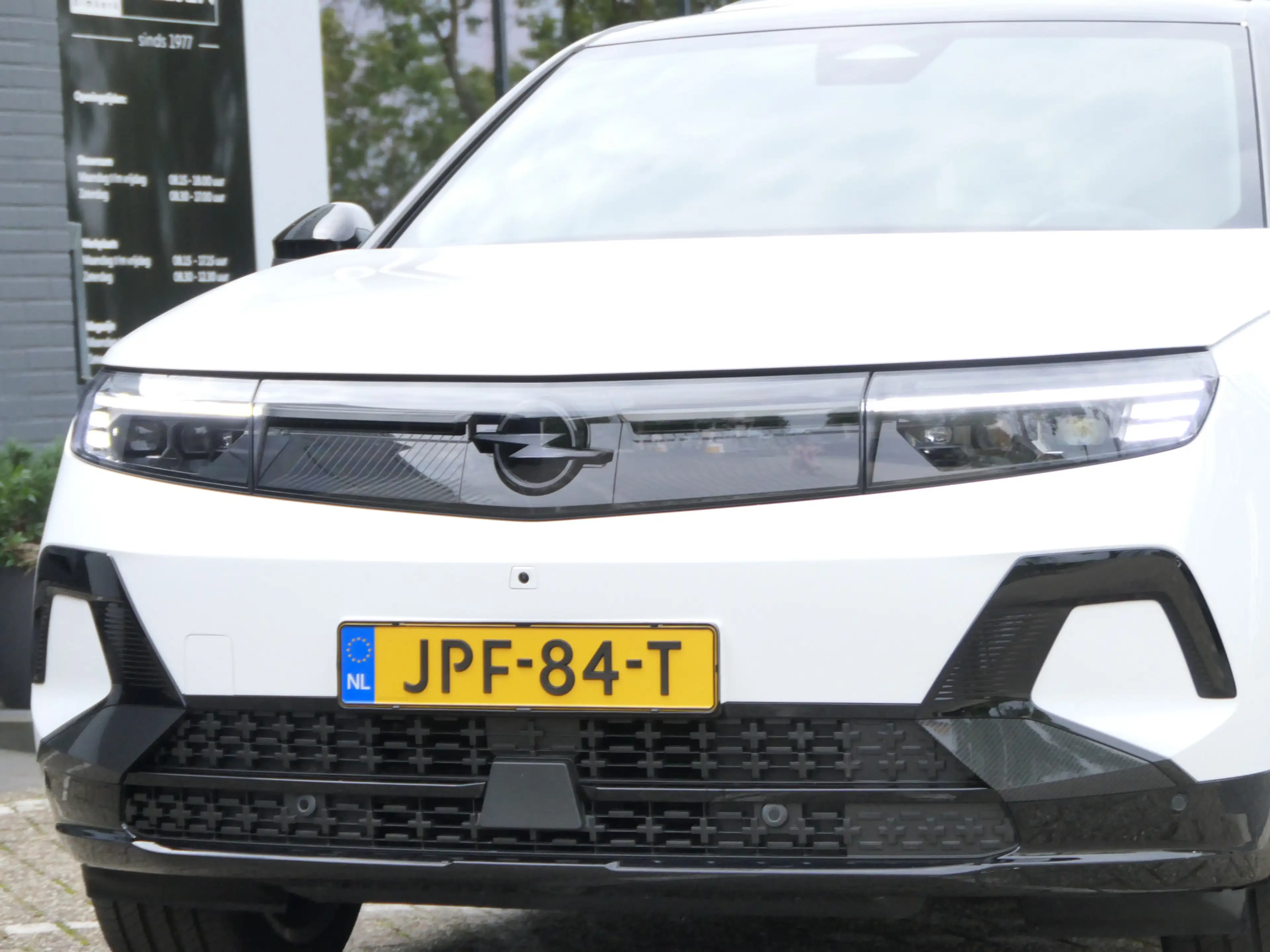 Opel Grandland Electric Ultimate AWD 73 kWh | Premium leder | War — photo 12
