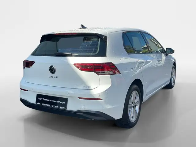 Volkswagen Golf view 5
