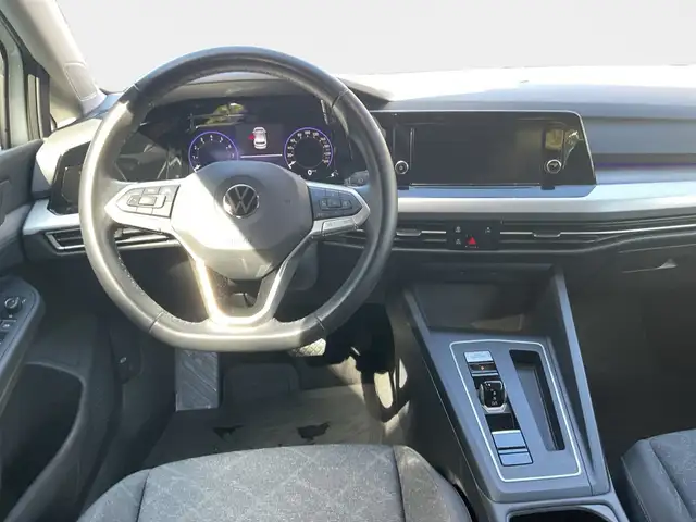 Volkswagen Golf view 9