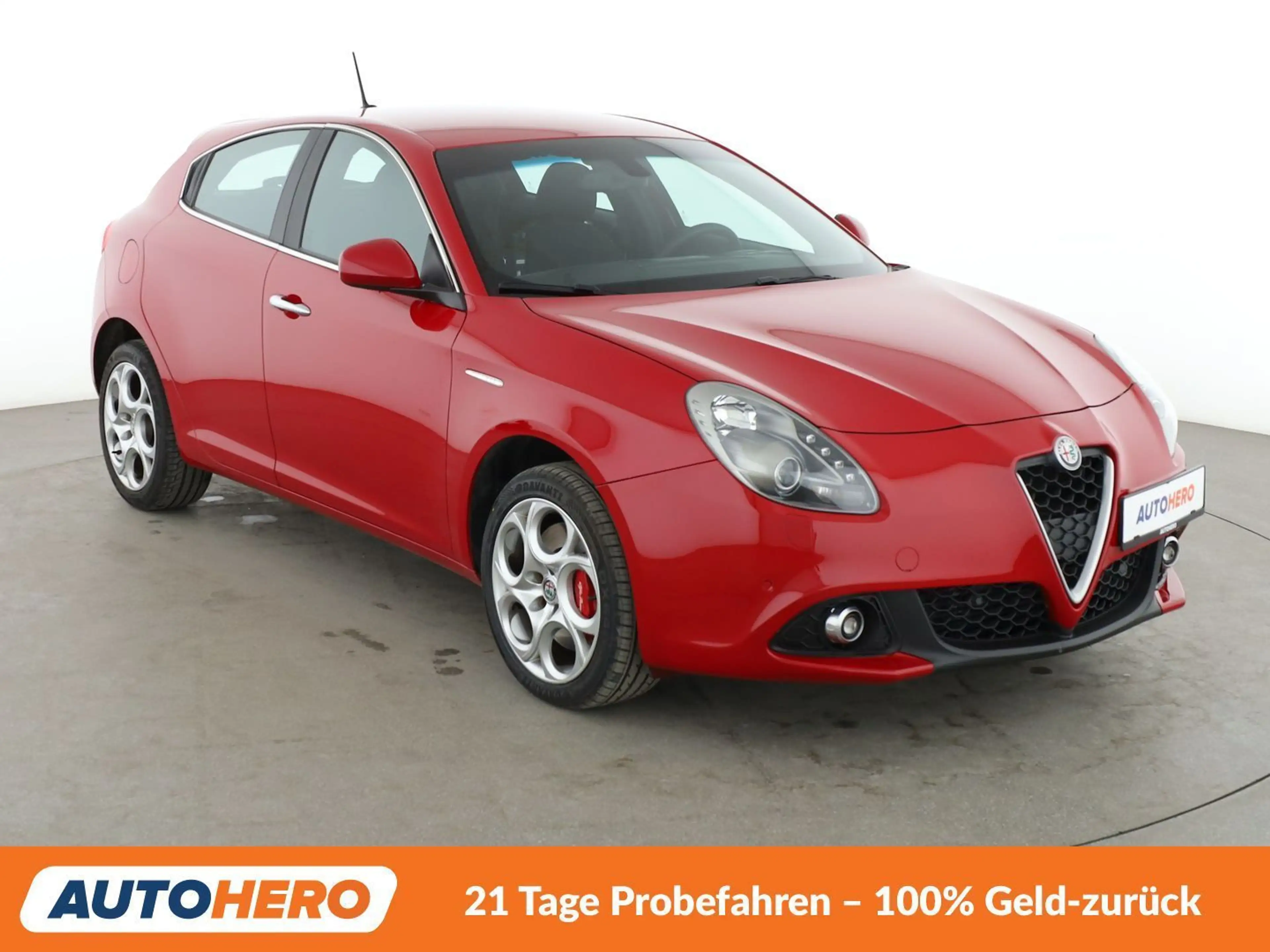 Alfa Romeo Giulietta 2.0 JTDM Super*NAVI*XENON*TEMPO*PDC*SHZ* — photo 8