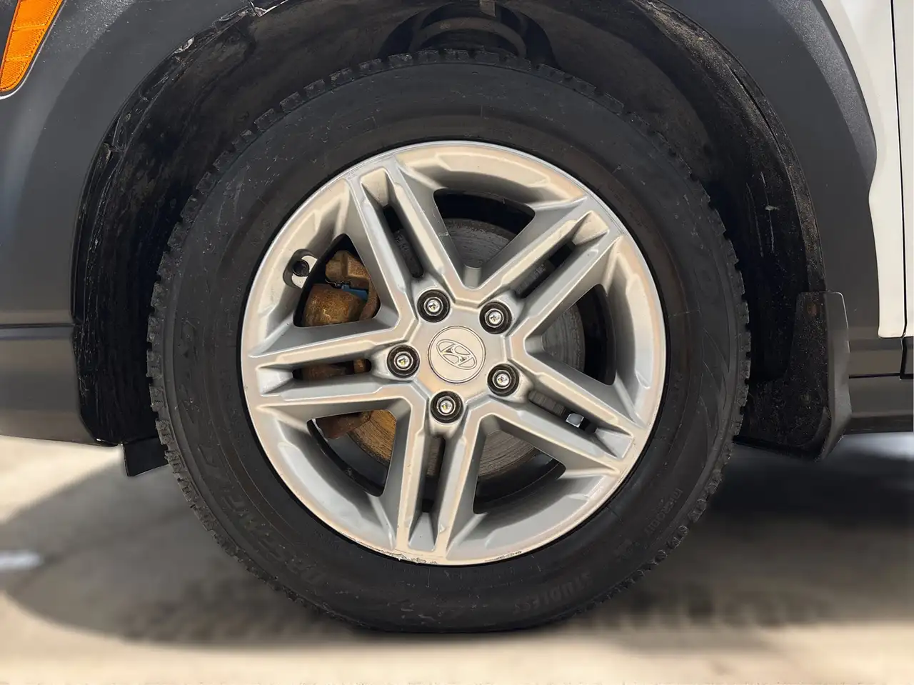 Hyundai KONA снимка Hyundai KONA