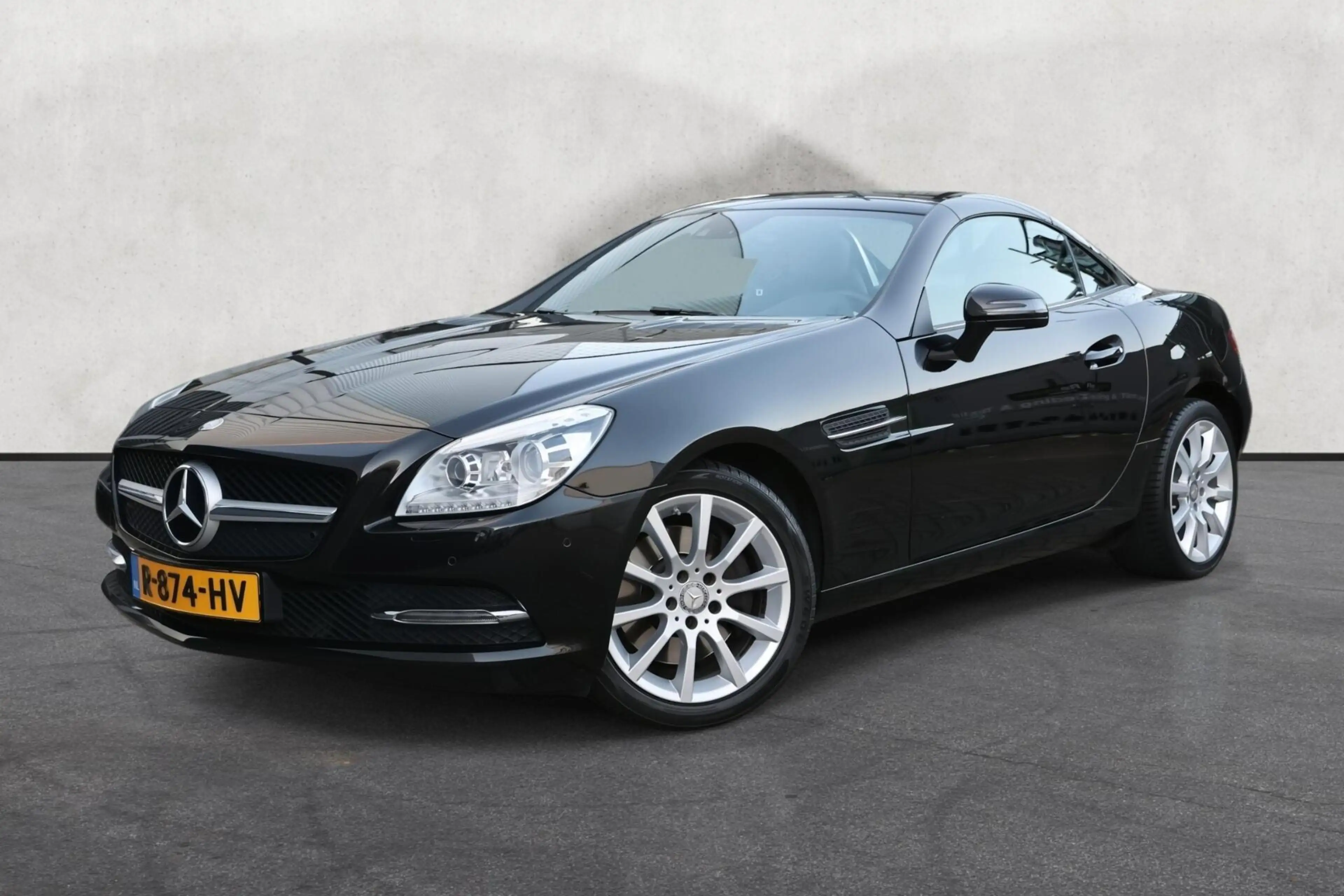 Mercedes-Benz SLK 300 — photo 10