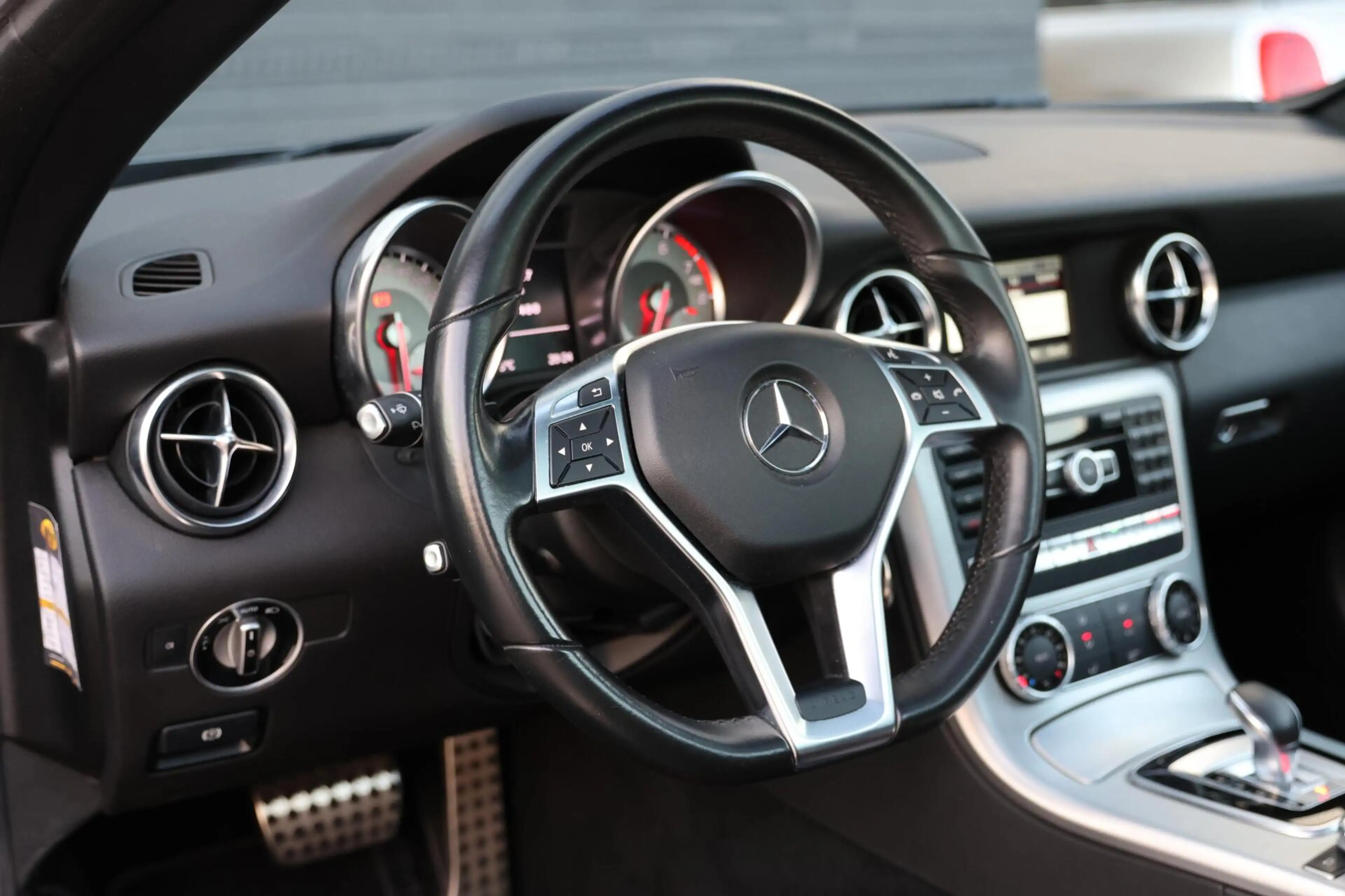 Mercedes-Benz SLK 300 — photo 3