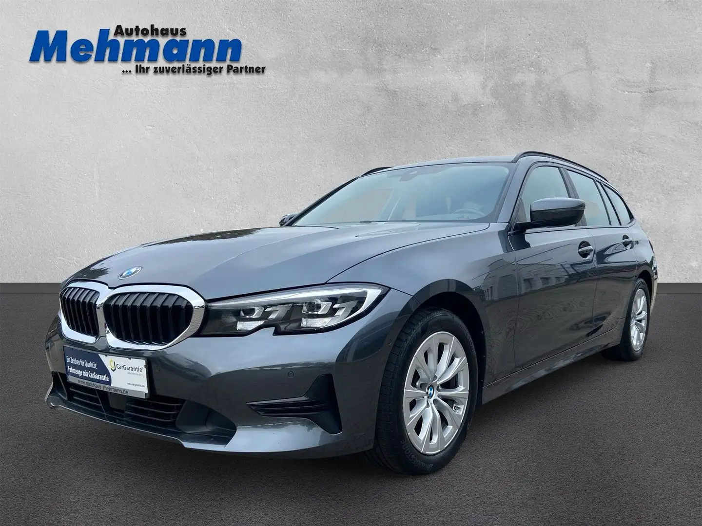BMW 320 d Aut. Advantage AHK*Kamera*NaviProf*LED Grau - 1