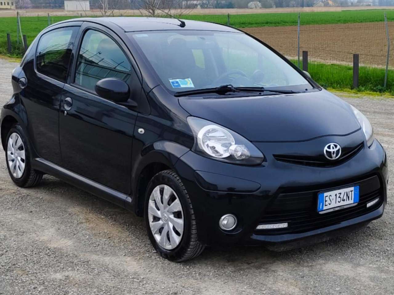 Toyota Aygo Aygo I 2012 5p 1.0 Edition