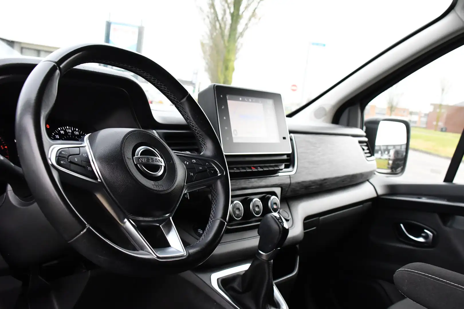 Nissan Primastar 2.0 dCi L2H1 PB Edition Camera, Cruise, Carplay, L Grijs - 2