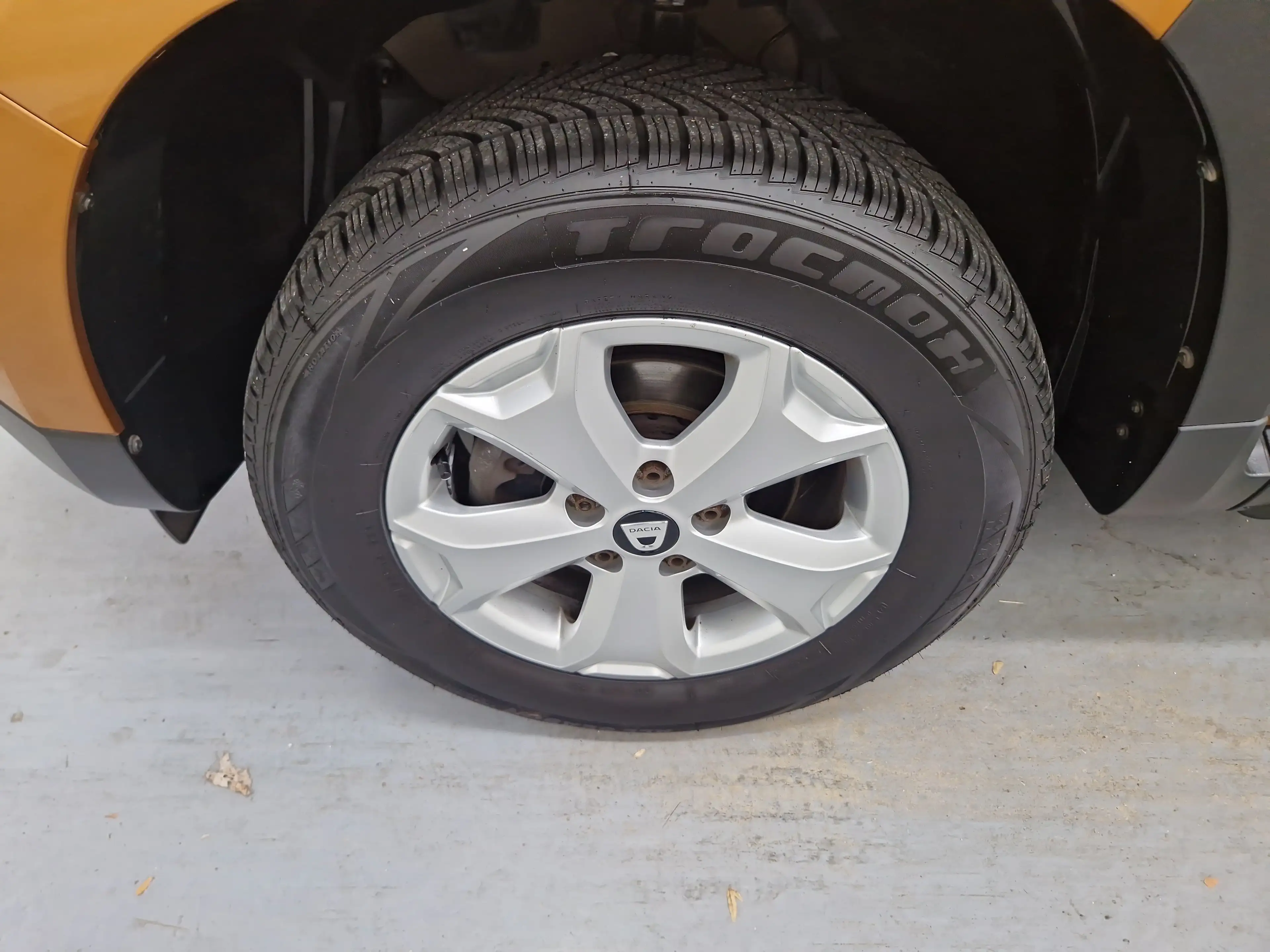 Dacia Duster 1.0 TCe 100 LPG Comfort 2WD — photo 7